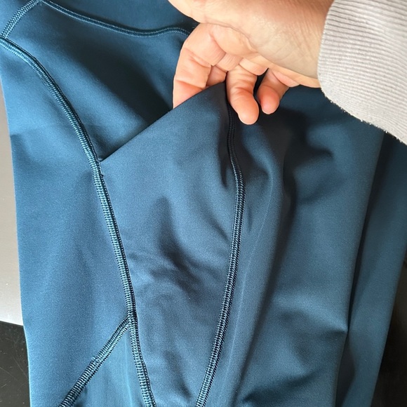 lululemon athletica aqua leggings - Picture 7 of 8